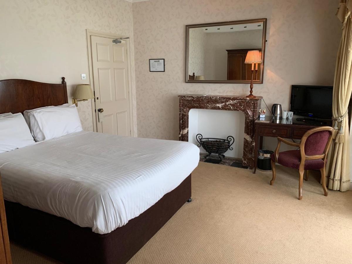 Flitwick Manor Hotel Eksteriør bilde